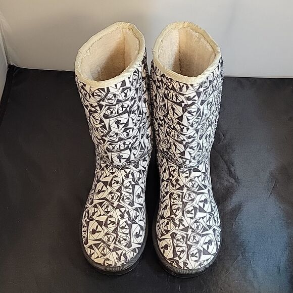 BRAND NEW PLAYBOY BUNNY UGG STYLE WOMEN"S BOOT - Picture 3 of 15